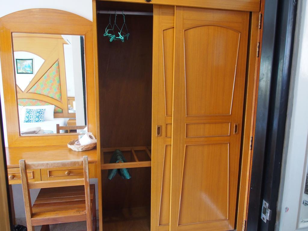 קטה ביץ' Waree'S Guesthouse מראה חיצוני תמונה