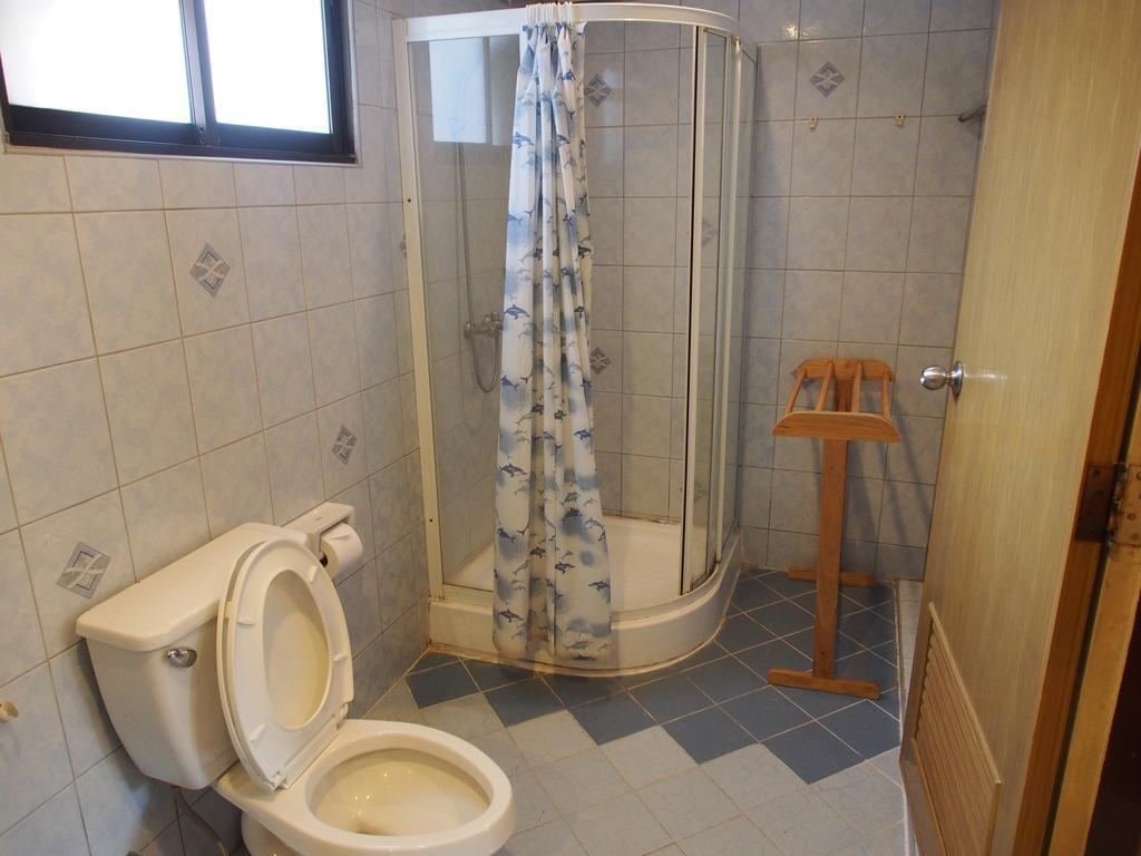 קטה ביץ' Waree'S Guesthouse מראה חיצוני תמונה