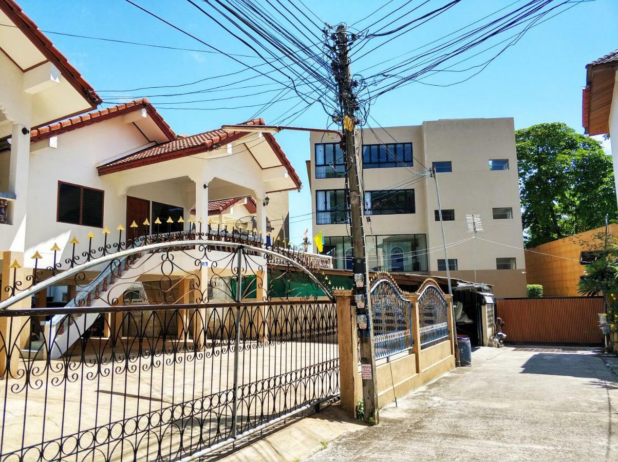 קטה ביץ' Waree'S Guesthouse מראה חיצוני תמונה