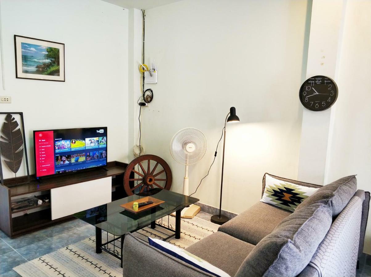 קטה ביץ' Waree'S Guesthouse מראה חיצוני תמונה